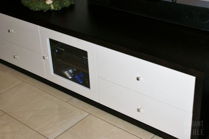 Meble do salonu MDF, lakier połysk w kubiku z forniru — zdjęcie 8