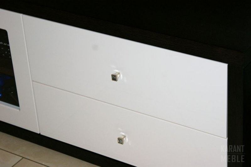 Meble do salonu MDF, lakier połysk w kubiku z forniru — zdjęcie 7