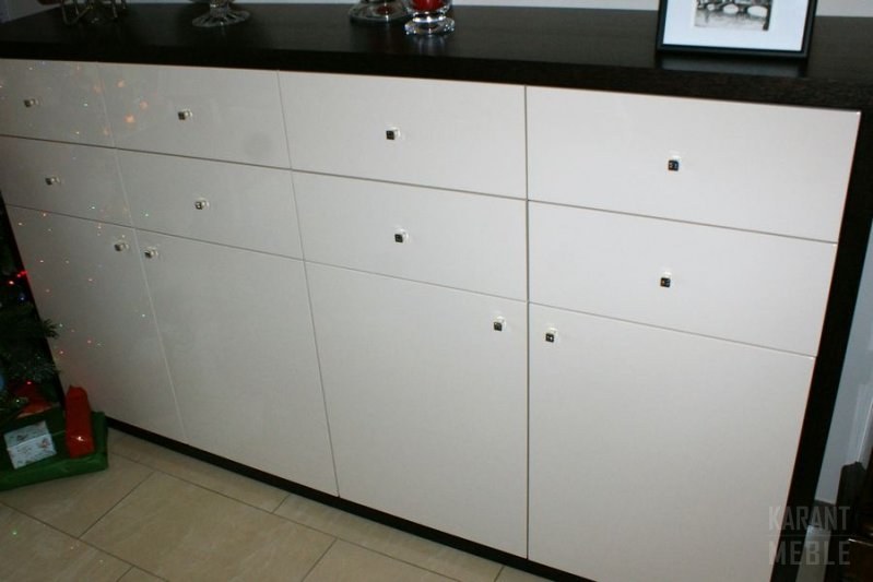 Meble do salonu MDF, lakier połysk w kubiku z forniru — zdjęcie 6