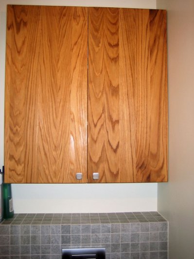 Meble łazienkowe — fornir i MDF, lakier mat — zdjęcie 3