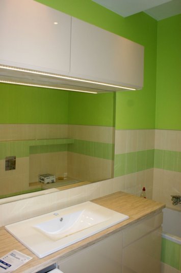 Meble łazienkowe — MDF, lakier połysk — zdjęcie 3