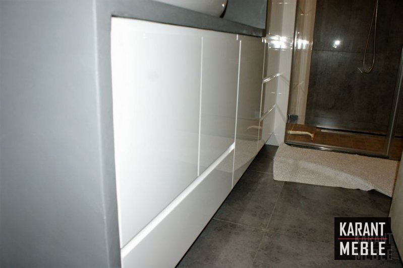 Szafki łazienkowe — MDF, lakier połysk — zdjęcie 4