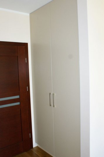 Szafa — fronty uchylne, MDF, lakier mat #2 — zdjęcie 2