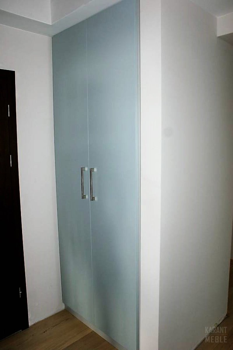 Szafa szara — MDF, lakier mat, fronty uchylne